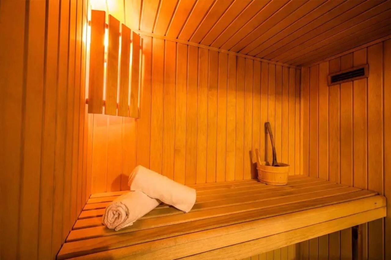 Chalet Moeki Acces Piscine Sauna Les Déserts Buitenkant foto